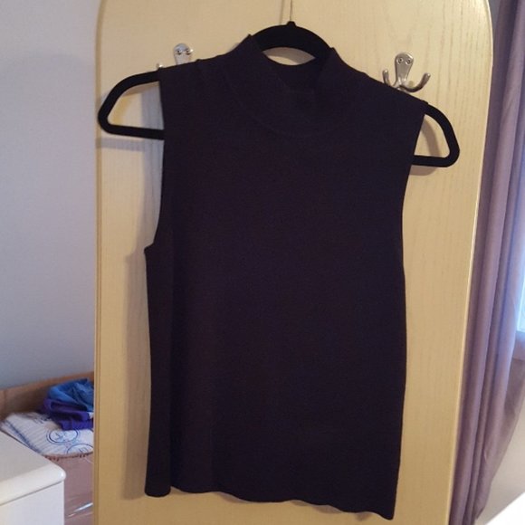 Women's sleeveless black turtle neck - Picture 1 of 2